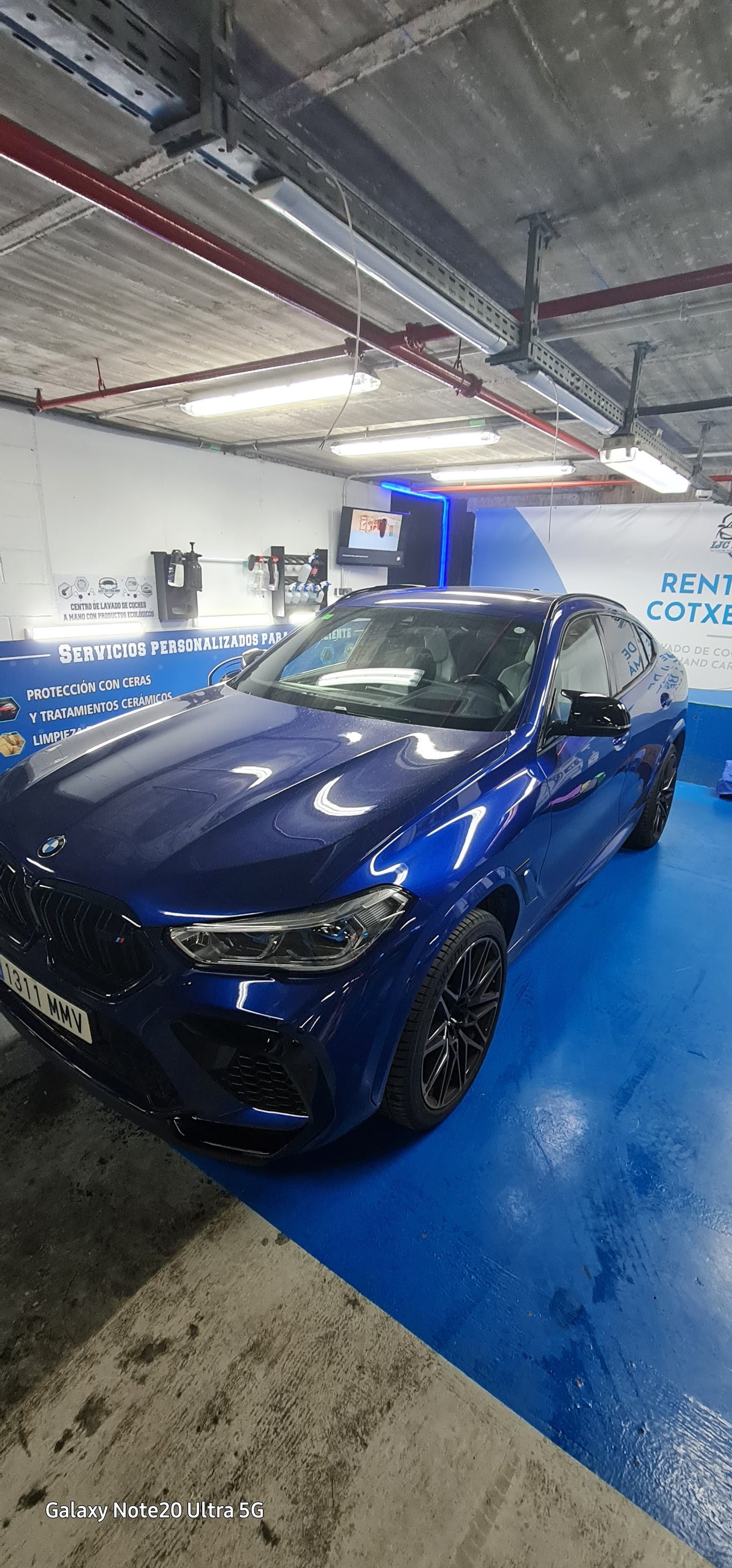 BMW X6 exterior detallado